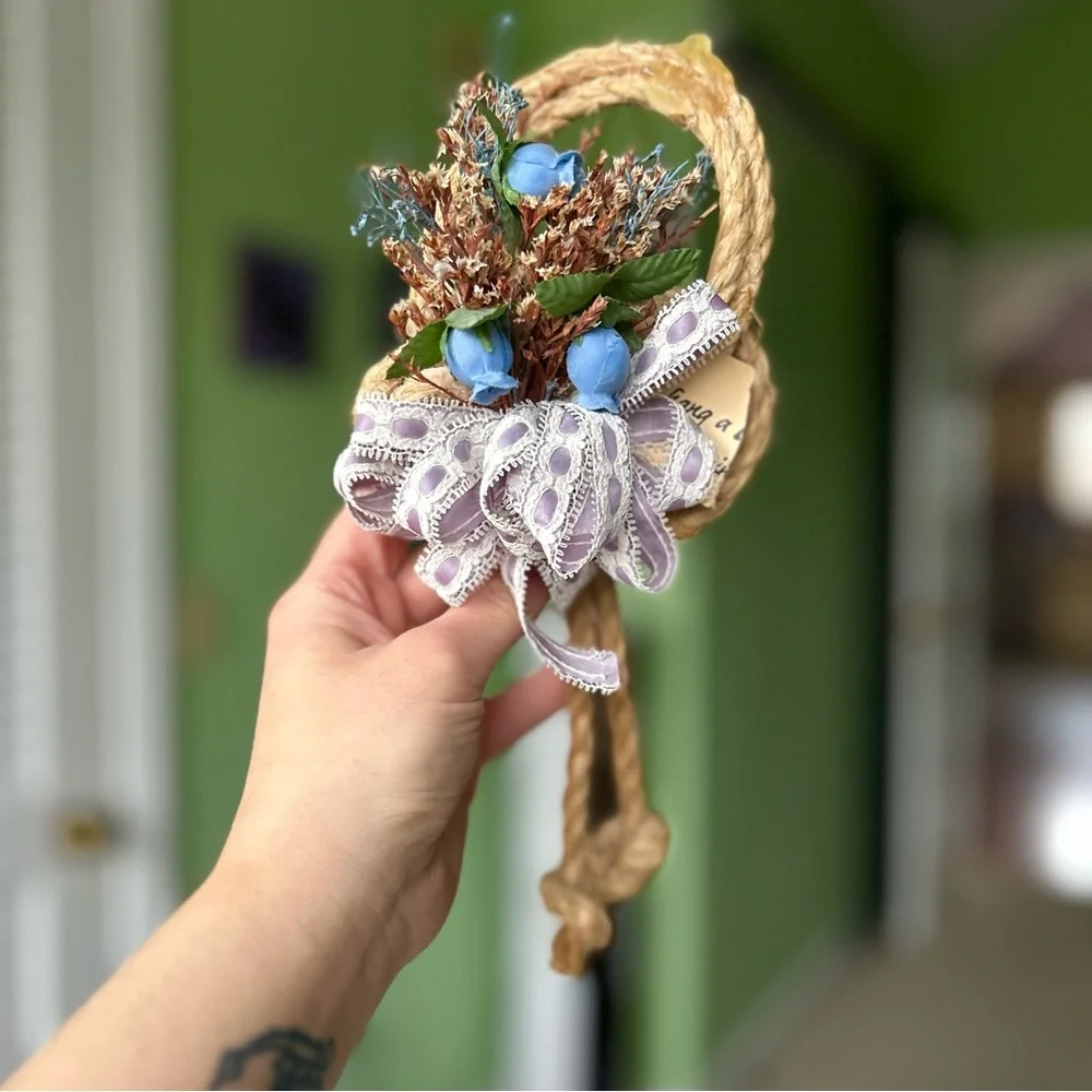 VTG Handmade Faux Floral Meadow Lace Bow Cottagecore Farmhouse Wall Decor